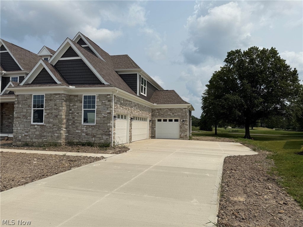 32585 Royal Troon Drive