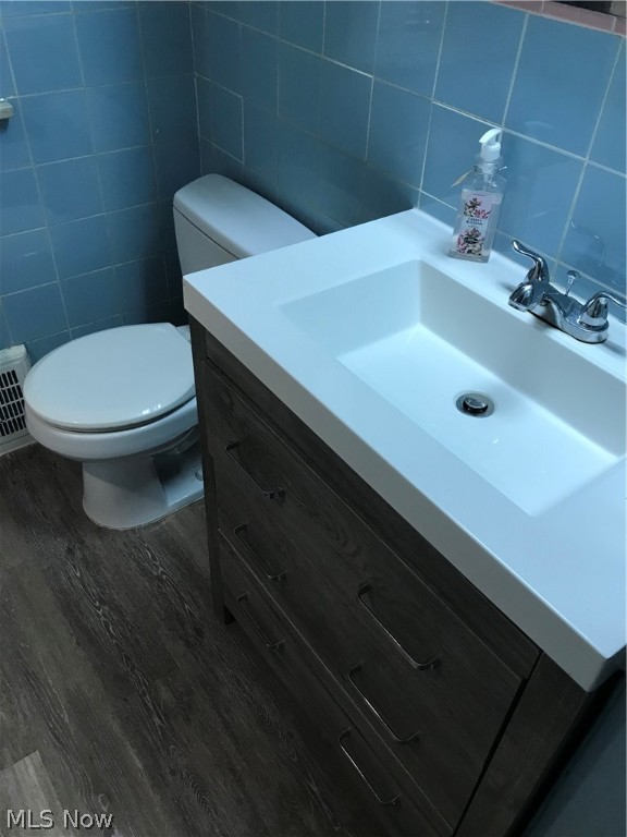 Lincoln Heights Sub/W H Tellings - Residential Lease