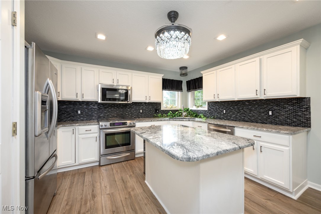 Bayside Lakes - Residential