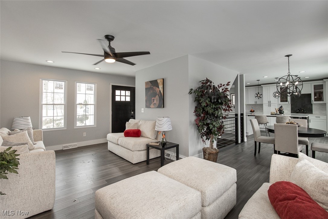 Cape Cod Estates - Residential