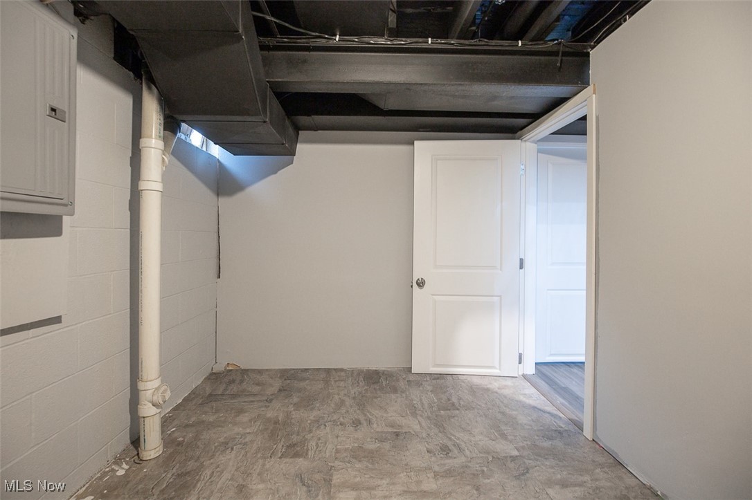 Cape Cod Estates - Residential