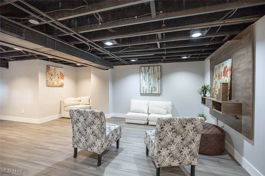 Cape Cod Estates - Residential