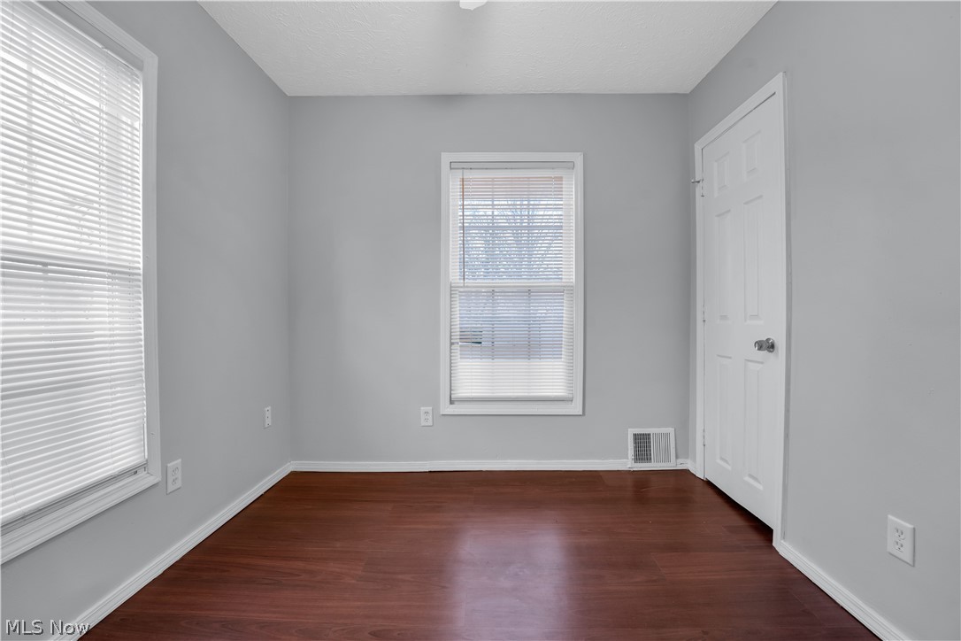 Original Brooklyn Township - Residential Lease