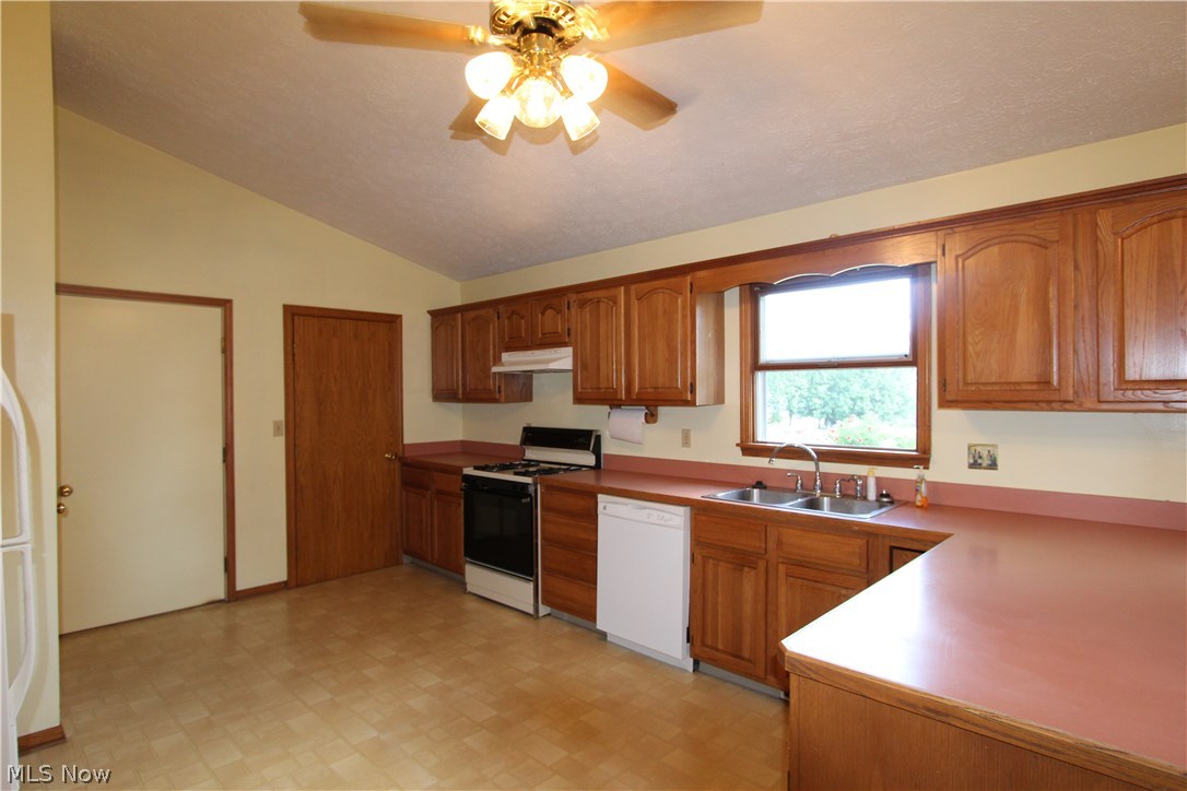 Rose Acres - Residential