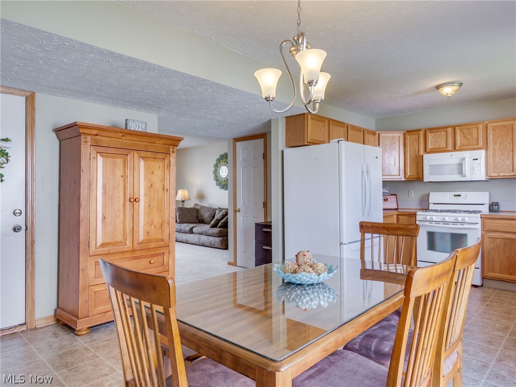 Lakes/Brittany Pointe - Residential