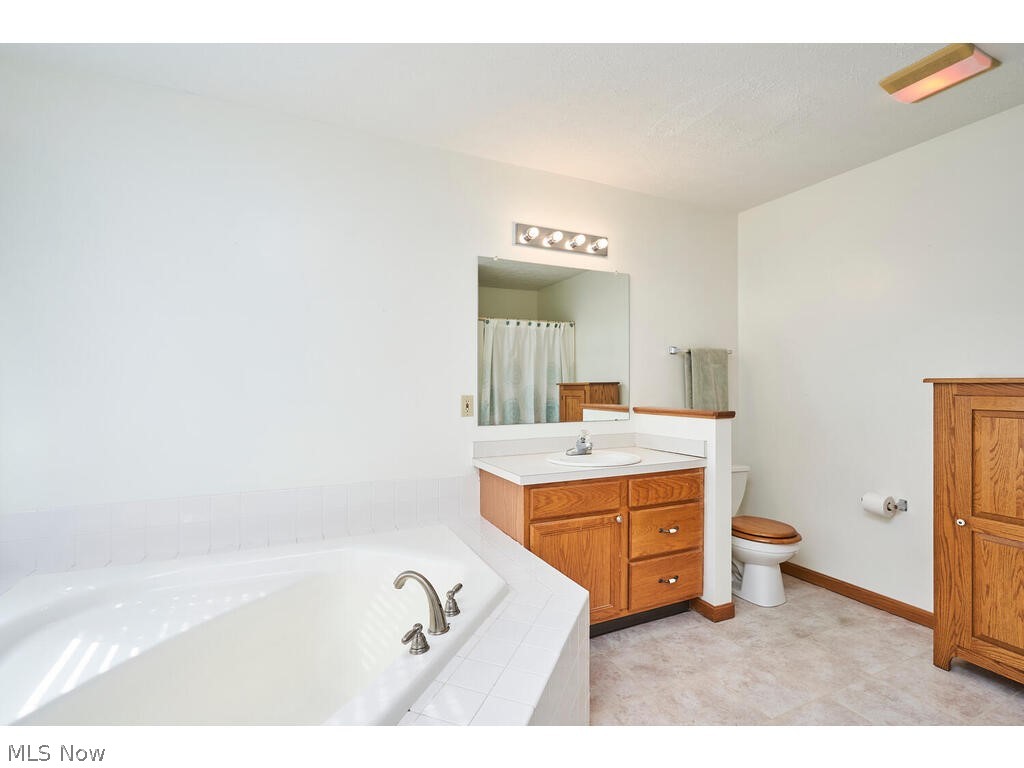 Cloverleaf West - Residential