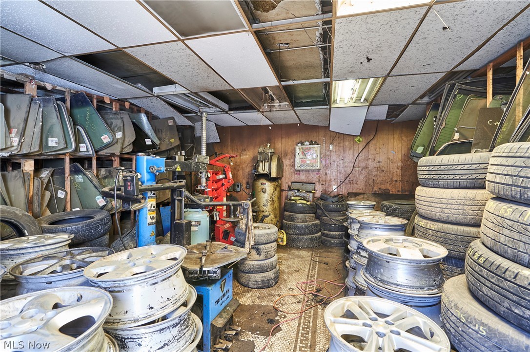 Cleveland, Ohio 44127, United States, ,Commercial,Active,61156