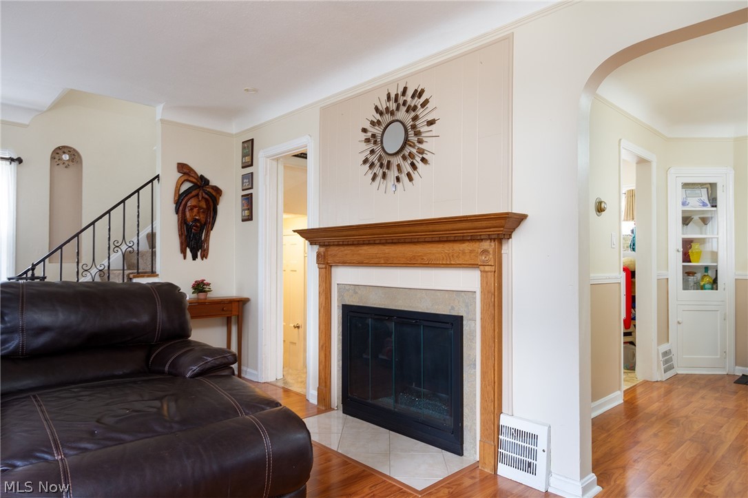 Inventors Land Co Wyman Heights Su - Residential