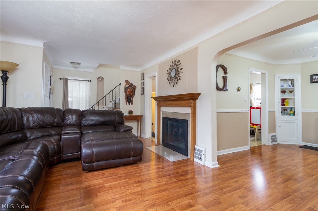 Inventors Land Co Wyman Heights Su - Residential