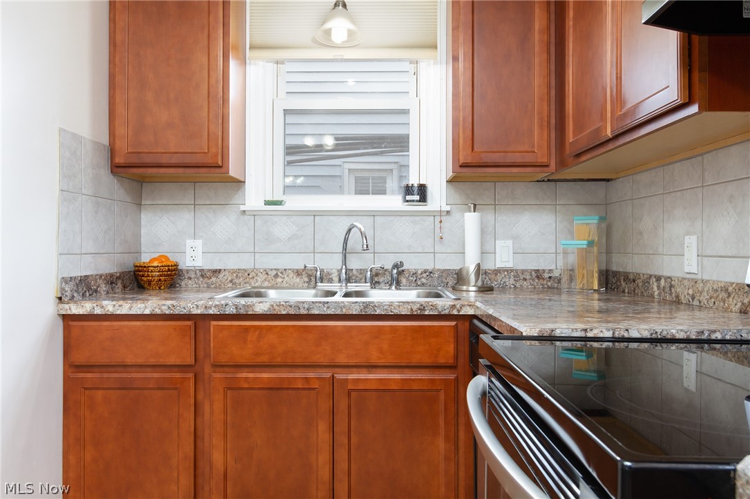 Inventors Land Co Wyman Heights Su - Residential