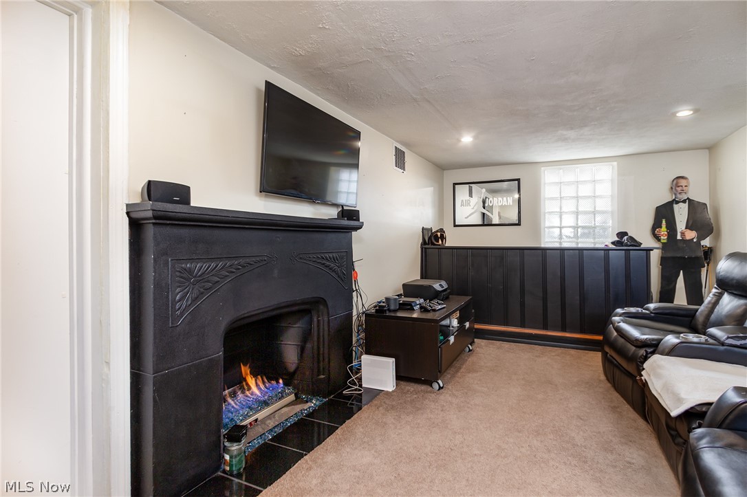 Inventors Land Co Wyman Heights Su - Residential