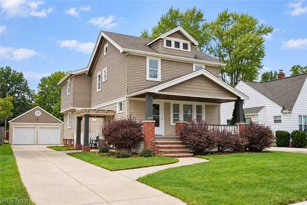 4284 W 219TH ST, CLEVELAND, OH 44126 - Image b2dbe8e1830a5ba646b7fff730f0ec90/3877192902