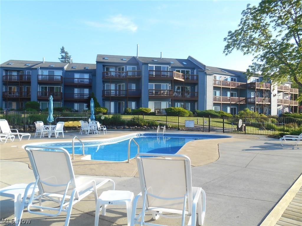 Sturgeon Point - Residential