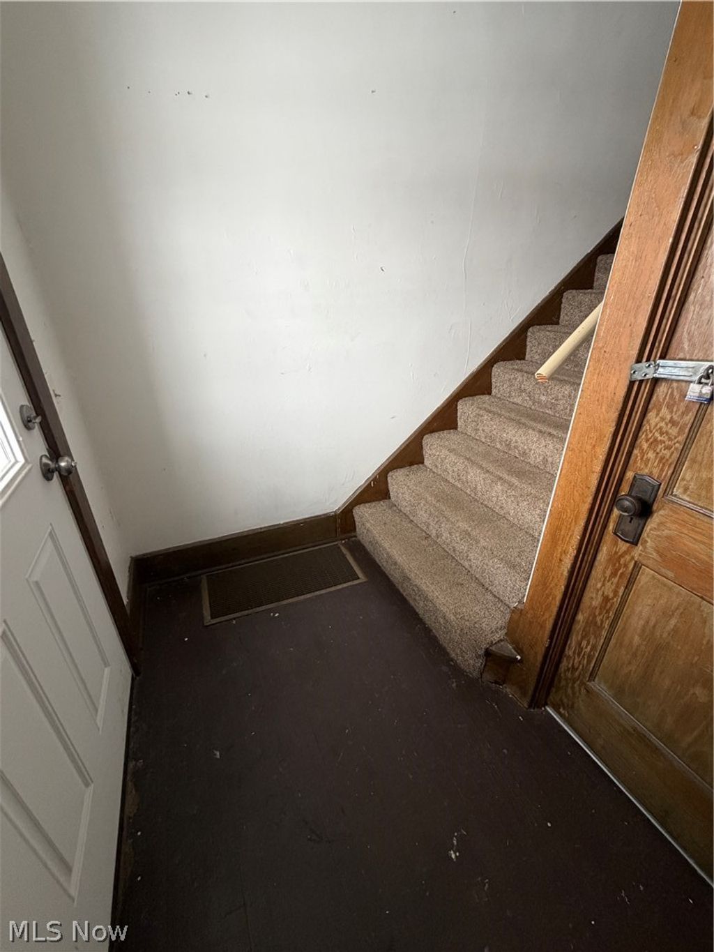 Photo of 1870 Cordova Avenue, Youngstown, OH 44504 (MLS # 5189174)