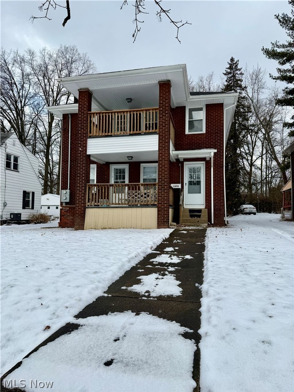 Photo of 1870 Cordova Avenue, Youngstown, OH 44504 (MLS # 5189174)