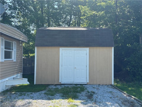 Tiny photo for 6800 Lake Road West RD #35E, Geneva, OH 44041 (MLS # 5216389)
