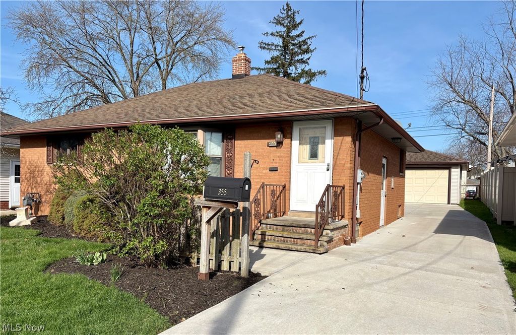 Photo of 355 Gayle Drive, Sheffield Lake, OH 44054 (MLS # 5199662)