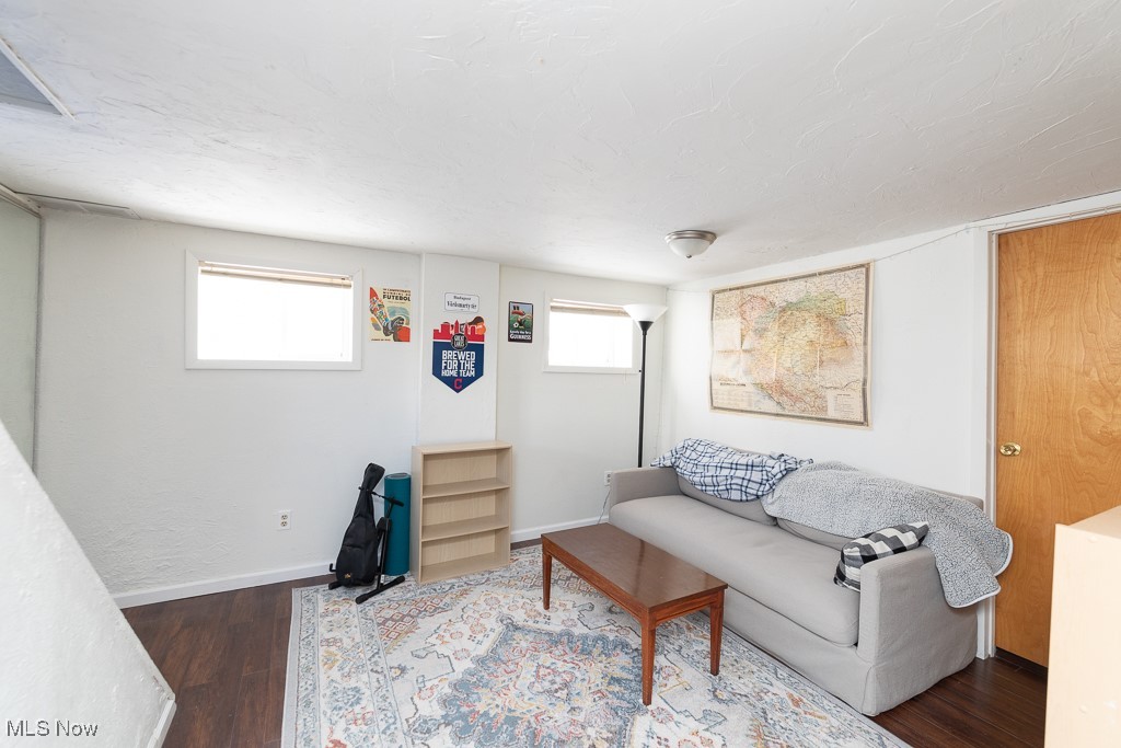 3110 Park Drive, Parma, Ohio image 30