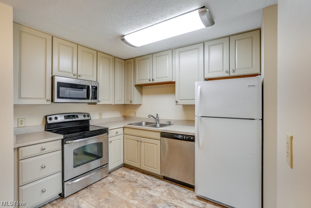 Trail View Terrace Condo - Residential