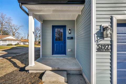 Tiny photo for 5179 milo Avenue, Maple Heights, OH 44137 (MLS # 5255551)