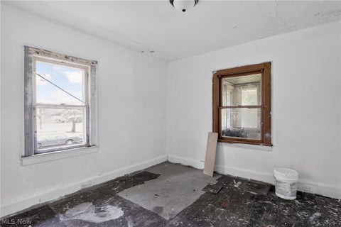 Tiny photo for 211 Broadview Avenue, Girard, OH 44420 (MLS # 5227151)