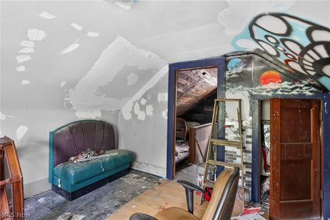 Tiny photo for 211 Broadview Avenue, Girard, OH 44420 (MLS # 5227151)