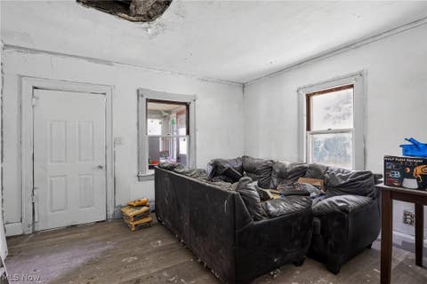 Tiny photo for 211 Broadview Avenue, Girard, OH 44420 (MLS # 5227151)