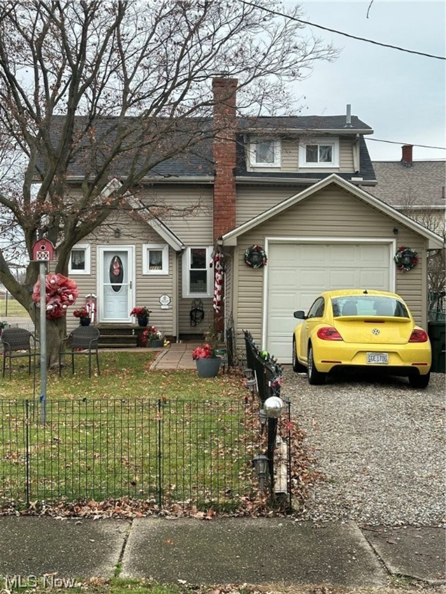 Welcome to 3115 2nd St. in Canton, OH!  Move right into this updated home. Newer vinyl siding, freshly painted interior, newer flooring, newer roof, newer windows and doors, newer HVAC and AC, and waterproofed basement! Schedule your tour today!