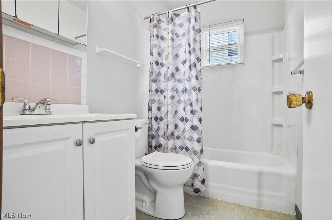 East Market Acres - Residential Income