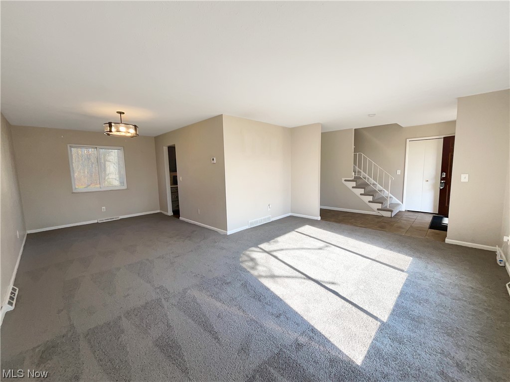 Flair Corp Westview 09 - Residential