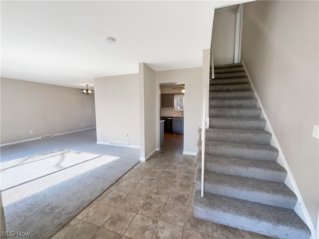 Flair Corp Westview 09 - Residential