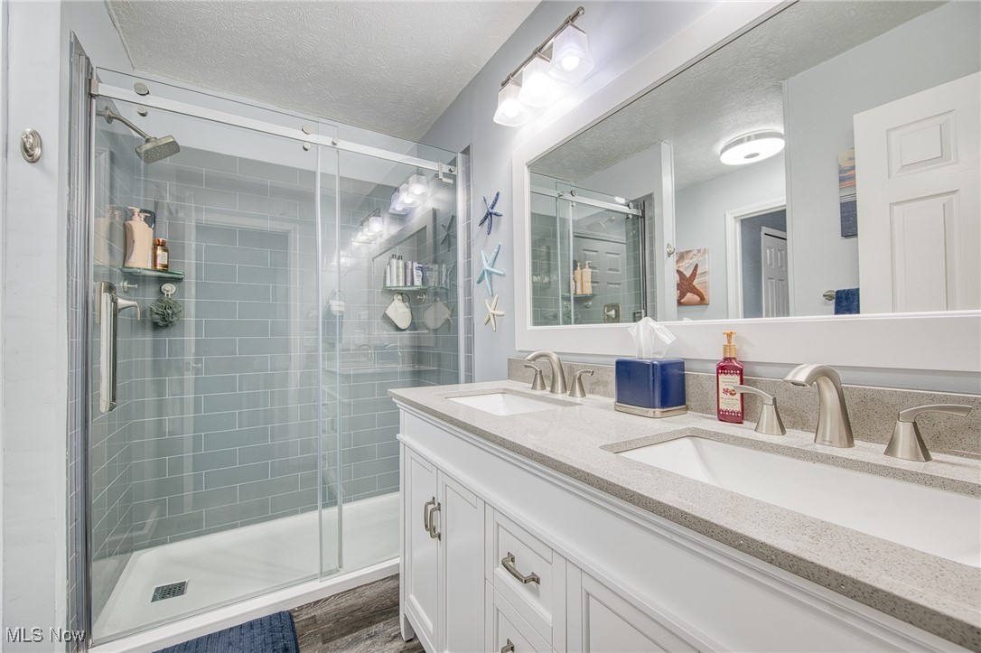 Cedar Glen - Residential