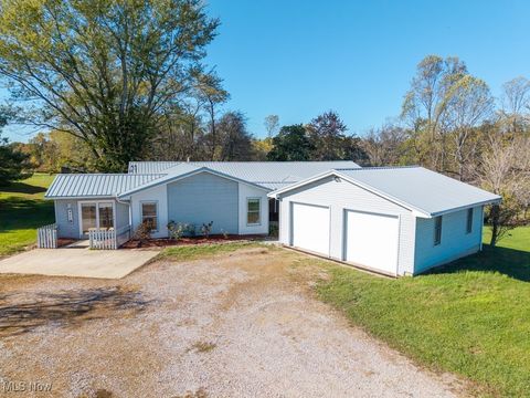 Multifamily For Sale - 911 N State Route 83<br/> Beverly, OH 45715