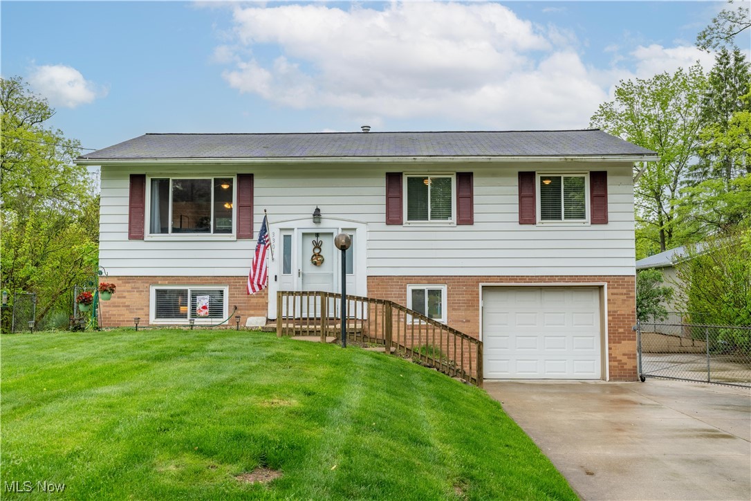 3301 Lullaby Lane, Clinton, Ohio image 1