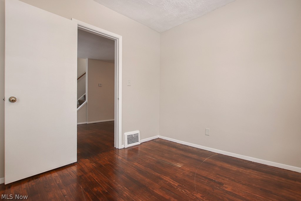 Gollers - Residential Lease