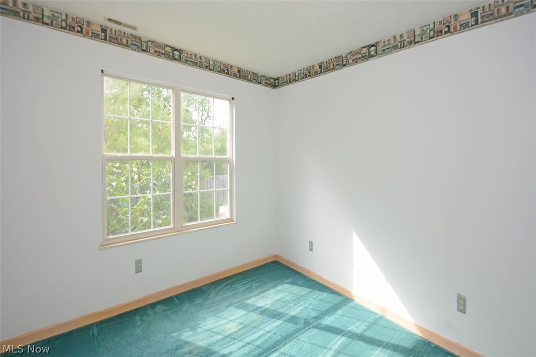 Cinnamon Woods Condo - Residential