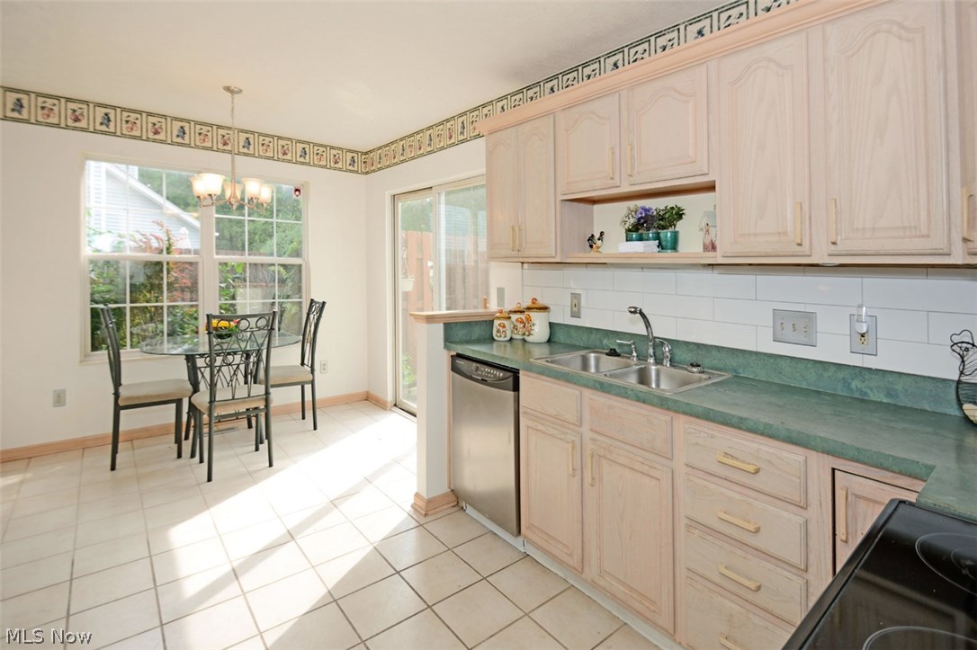 Cinnamon Woods Condo - Residential