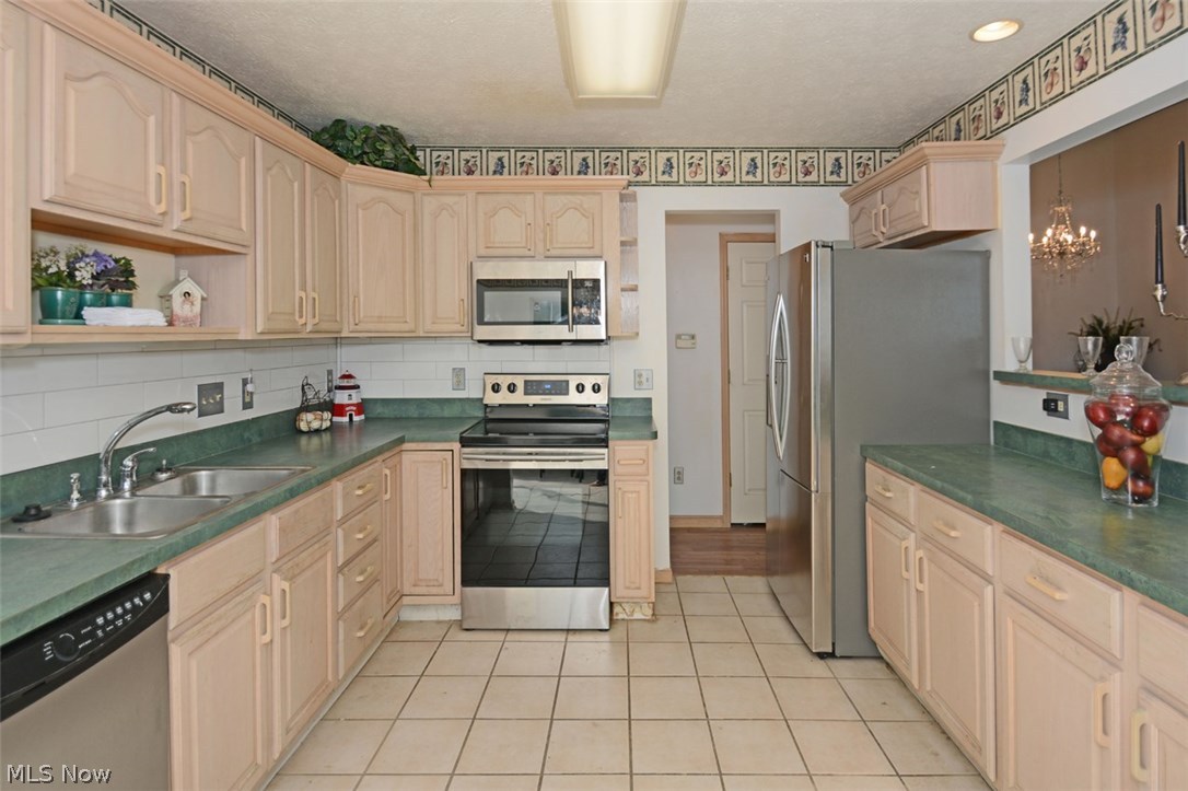 Cinnamon Woods Condo - Residential