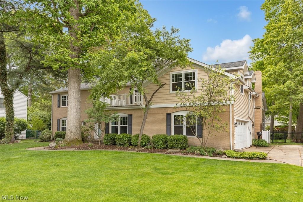 Photo of 30475 Timber Lane, Bay Village, OH 44140 (MLS # 5209307)