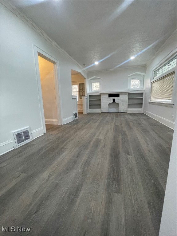 Garfield Heights Pkside Realty Com - Residential