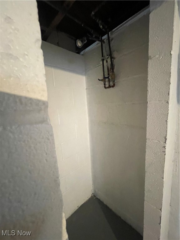 Garfield Heights Pkside Realty Com - Residential