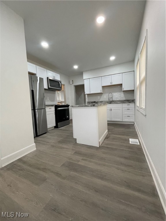 Garfield Heights Pkside Realty Com - Residential