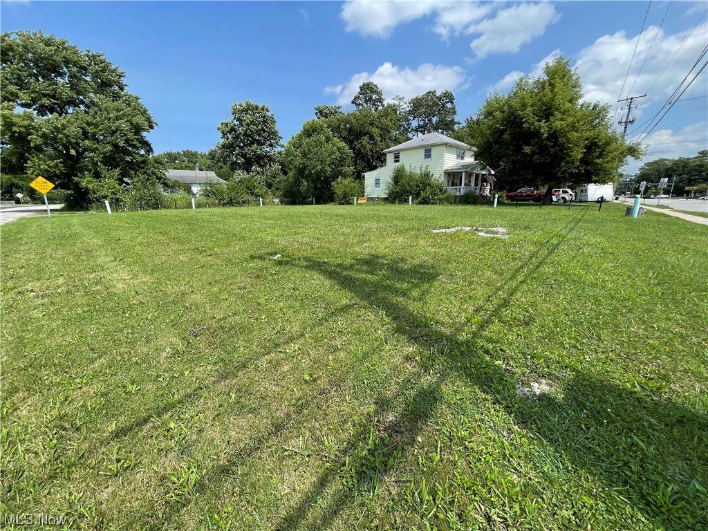 2343 N Ridge Road, Lorain, Ohio image 4