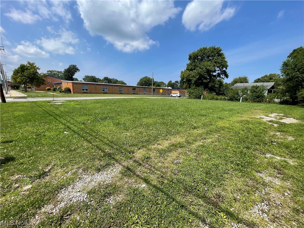 2343 N Ridge Road, Lorain, Ohio image 6