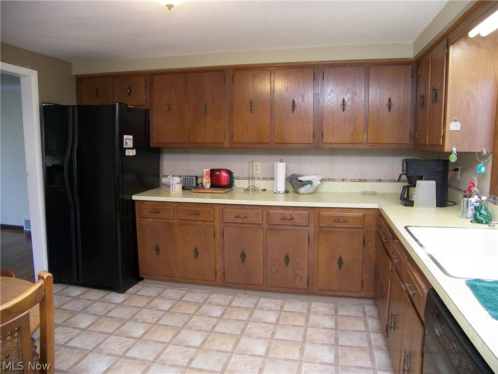 Henrietta 12 - Residential