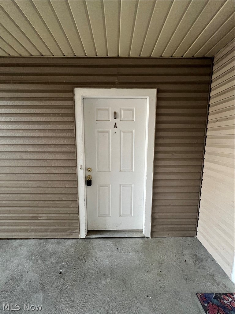 320 Village Pointe Drive 1