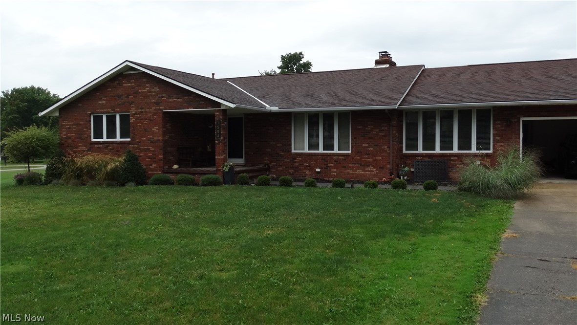 1584 Hemlock Drive, Ashtabula, Ohio image 2