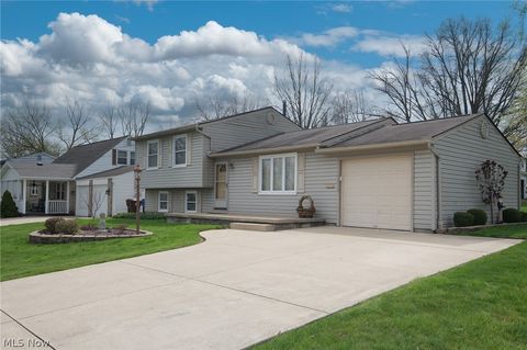 Tiny photo for 719 Oregon Avenue, McDonald, OH 44437 (MLS # 5203145)