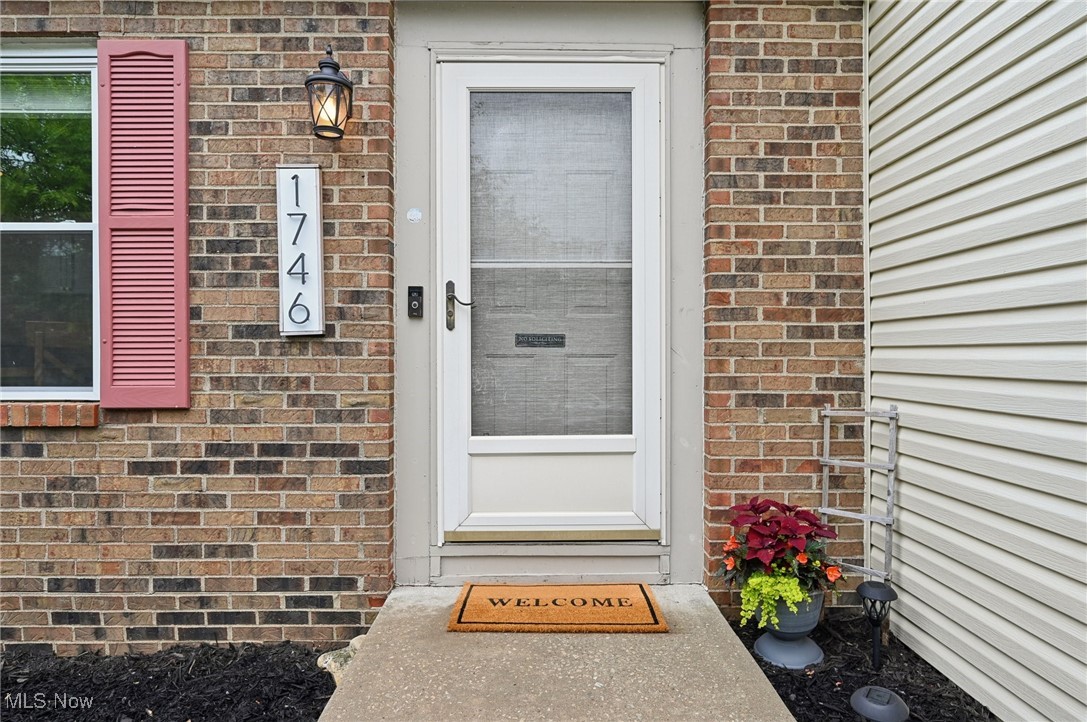 1746 Lone Prairie Drive, Powell, Ohio image 2
