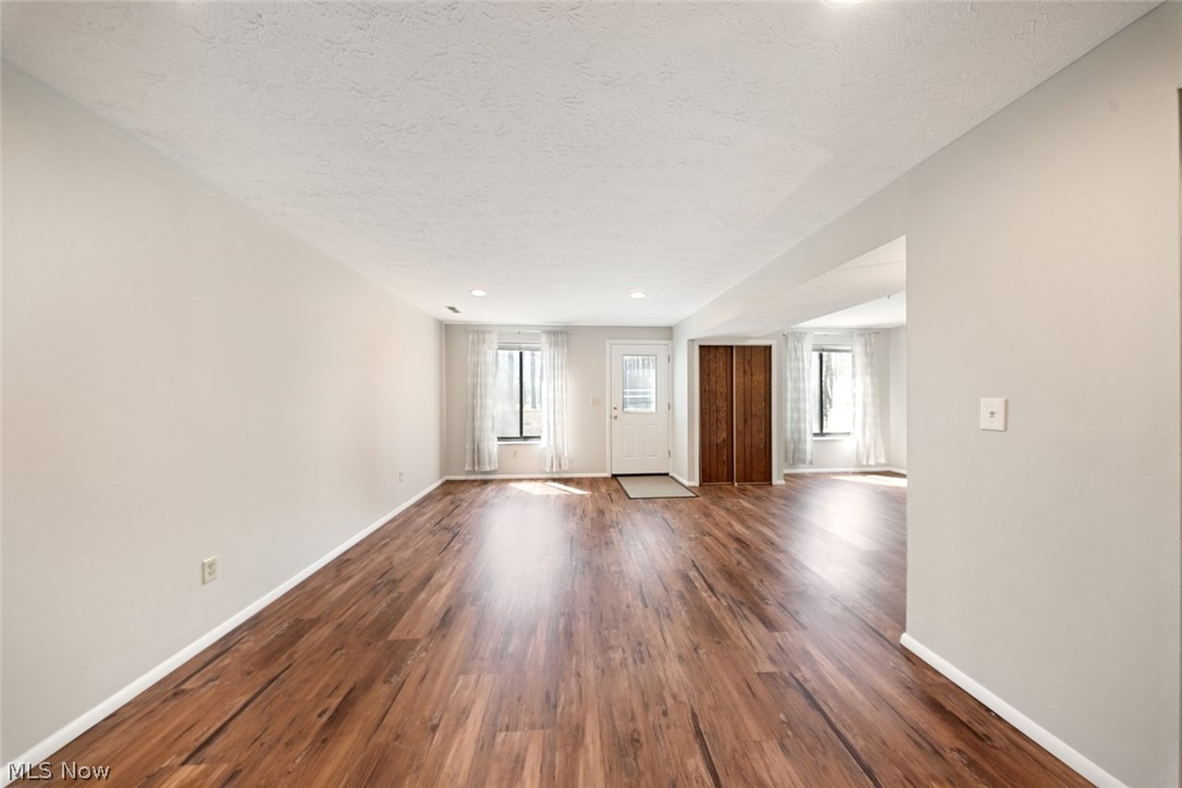 Tollis Parkway - Residential